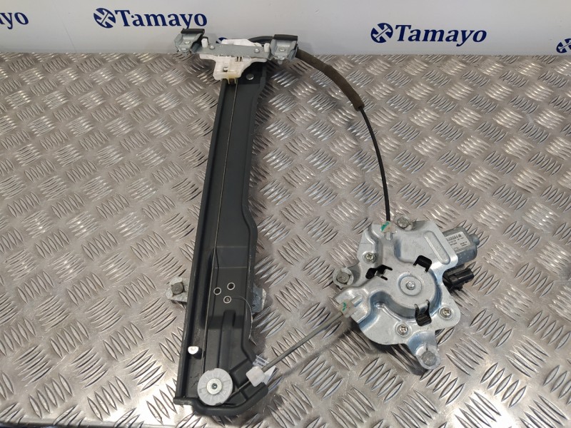 Recambio de elevalunas delantero derecho para ssangyong tivoli premium 4x2 referencia OEM IAM 98820X1010  