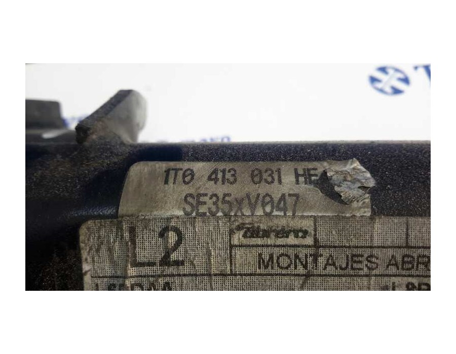 Recambio de amortiguador delantero izquierdo para seat leon (1p1) 1.9 tdi referencia OEM IAM 1T0413031HE  824904007839