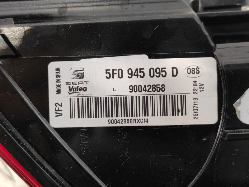 Recambio de piloto trasero izquierdo para seat leon (5f1) 1.4 16v tsi referencia OEM IAM 5F0945095D  90042858