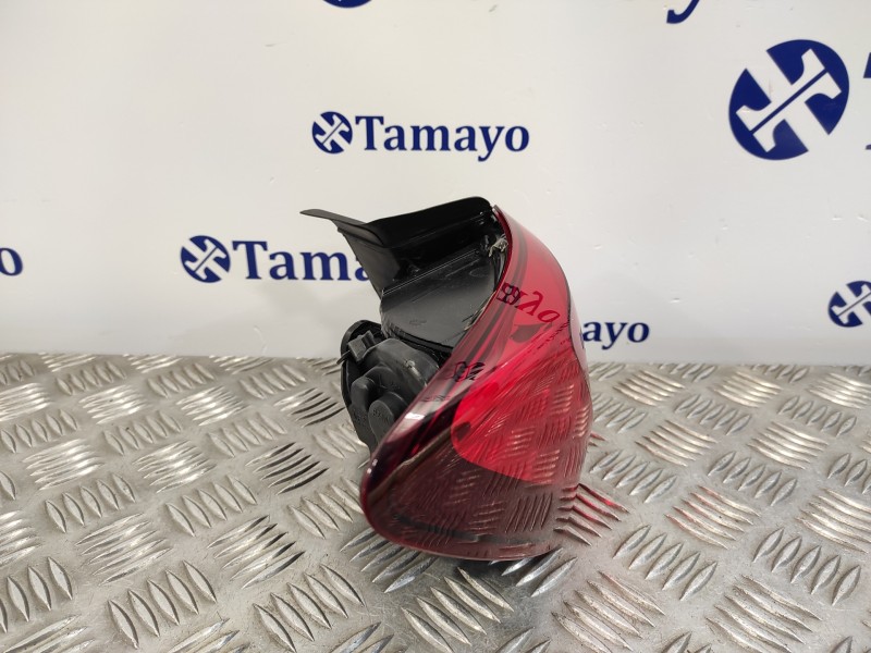 Recambio de piloto trasero izquierdo para seat leon (5f1) 1.4 16v tsi referencia OEM IAM 5F0945095D  90042858