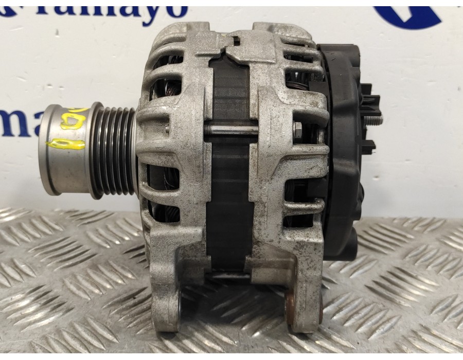 Recambio de alternador para volkswagen polo 1.0 tsi referencia OEM IAM 04E903015A  F000BL07DL