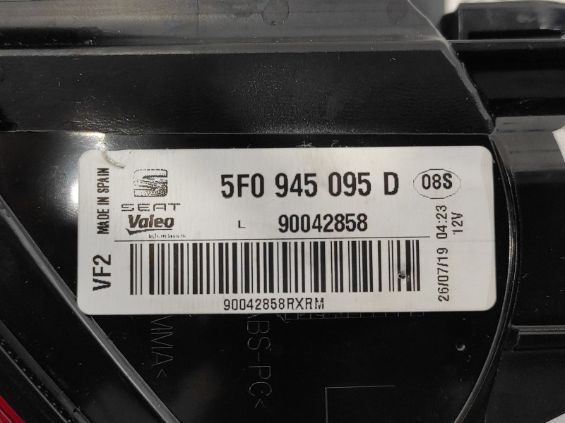 Recambio de piloto trasero izquierdo para seat leon (5f1) 1.4 16v tsi referencia OEM IAM 5F0945095D  90042858