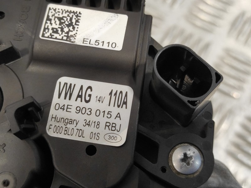 Recambio de alternador para volkswagen polo 1.0 tsi referencia OEM IAM 04E903015A  F000BL07DL