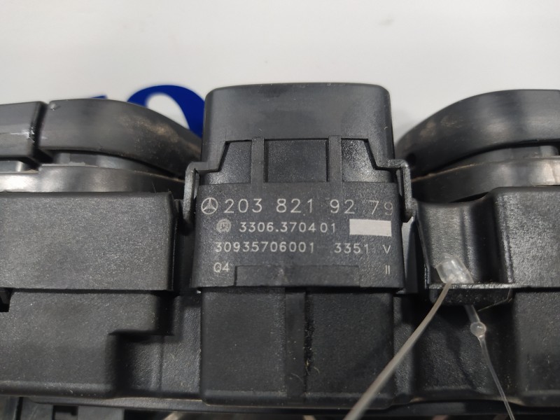 Recambio de warning para mercedes-benz clase c (w203) familiar 2.7 cdi 20v cat referencia OEM IAM 2038219279  