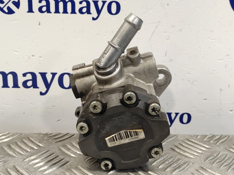 Recambio de bomba direccion para iveco daily pr einzelkabine 35 c... radstand 3750 referencia OEM IAM 504243641  