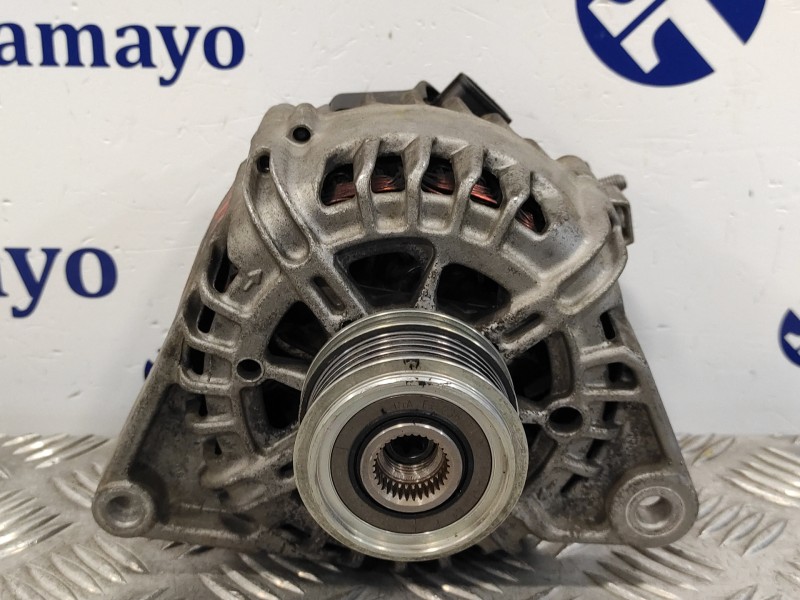 Recambio de alternador para kia cee´d 1.6 crdi cat referencia OEM IAM 373002A600 2607316D TG12C090
