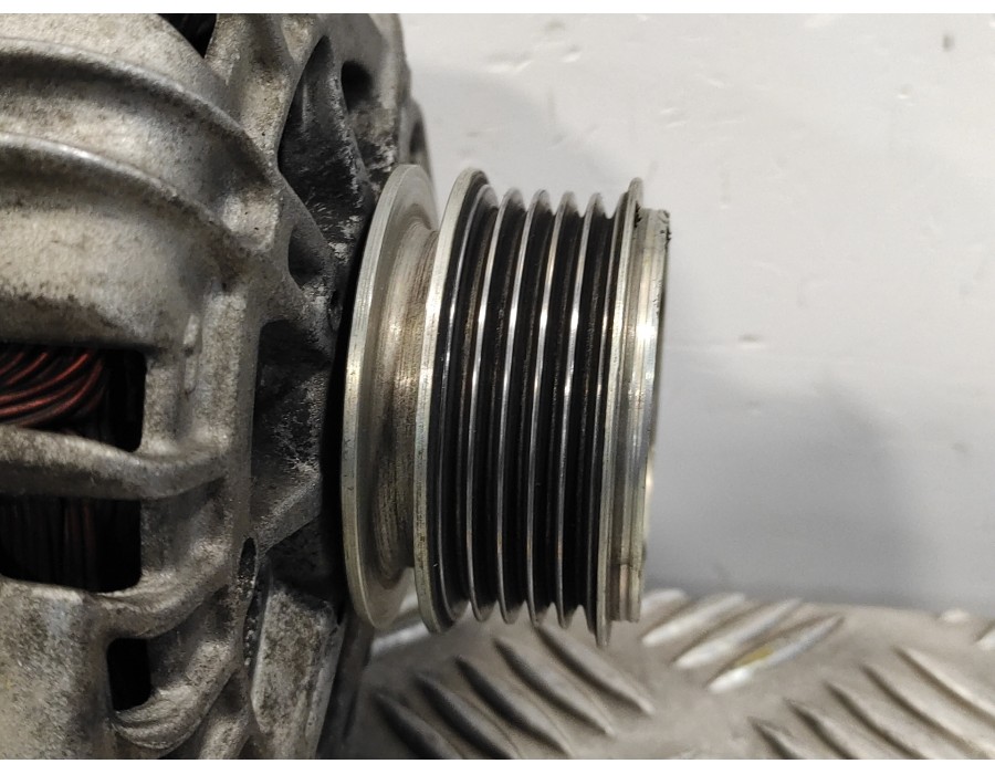 Recambio de alternador para kia cee´d 1.6 crdi cat referencia OEM IAM 373002A600 2607316D TG12C090