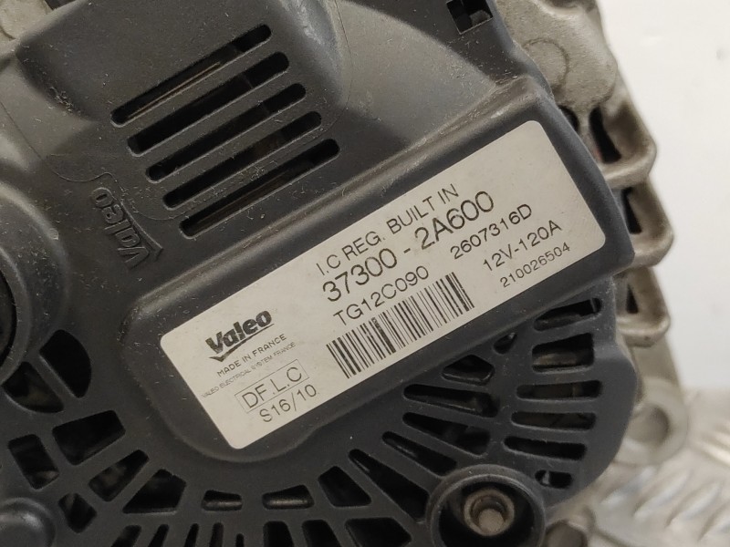 Recambio de alternador para kia cee´d 1.6 crdi cat referencia OEM IAM 373002A600 2607316D TG12C090