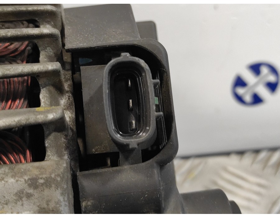 Recambio de alternador para kia cee´d 1.6 crdi cat referencia OEM IAM 373002A600 2607316D TG12C090