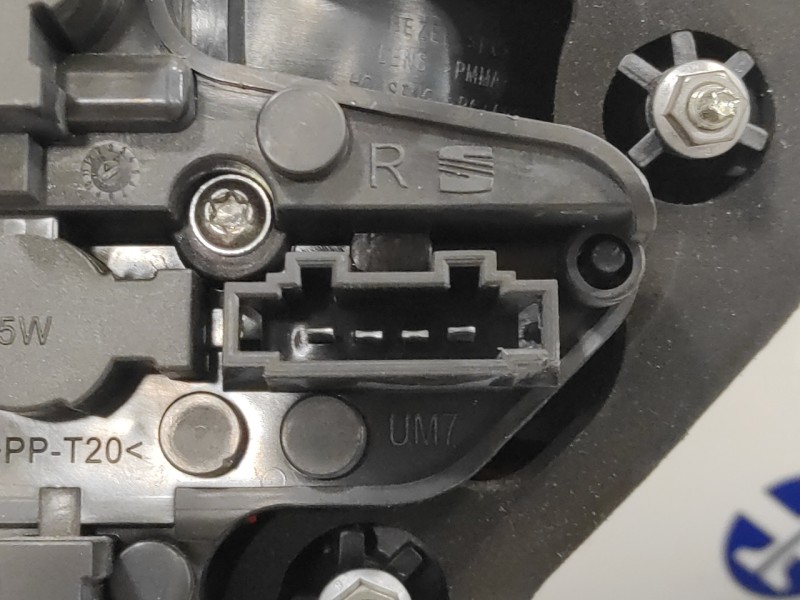 Recambio de piloto trasero derecho interior para seat toledo (kg3) 1.6 tdi referencia OEM IAM   