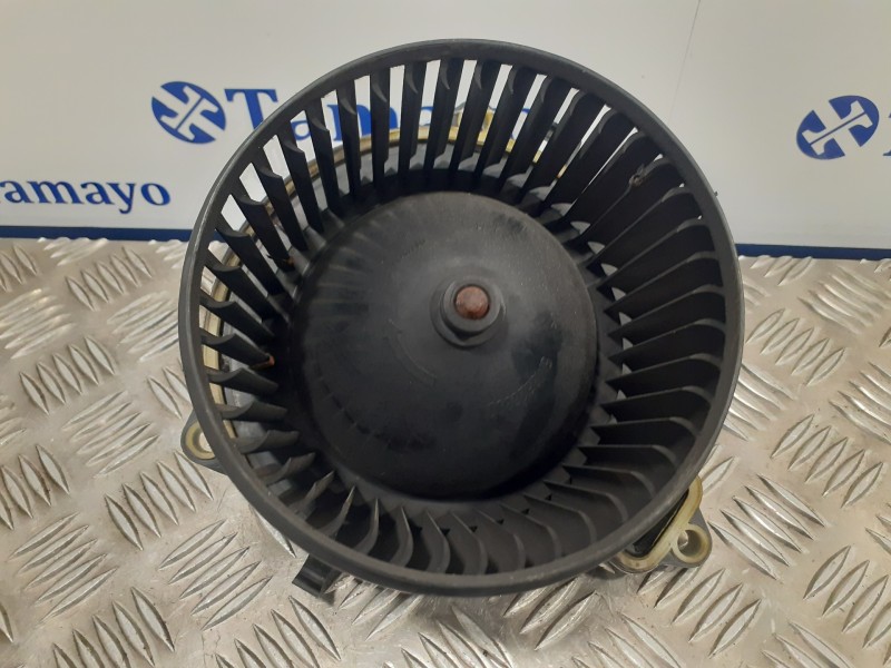 Recambio de motor calefaccion para iveco daily caja cerrada (2006 =>) 2.3 diesel cat referencia OEM IAM 5M8626100  