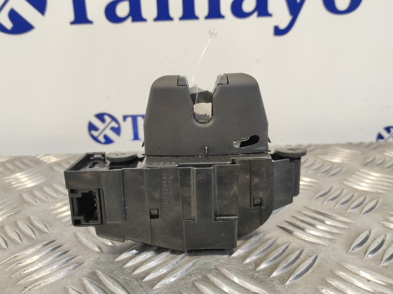 Recambio de cerradura maletero / porton para peugeot 308 1.6 16v referencia OEM IAM 9660403880  