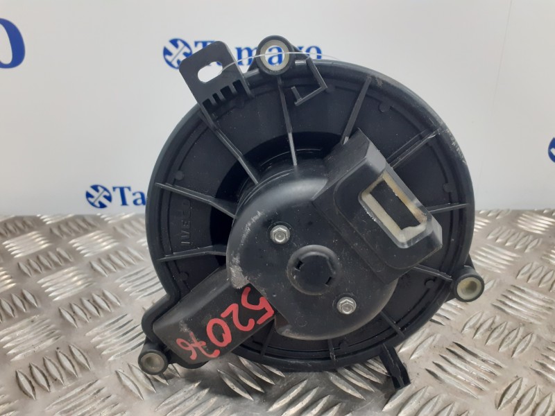 Recambio de motor calefaccion para iveco daily caja cerrada (2006 =>) 2.3 diesel cat referencia OEM IAM 5M8626100  