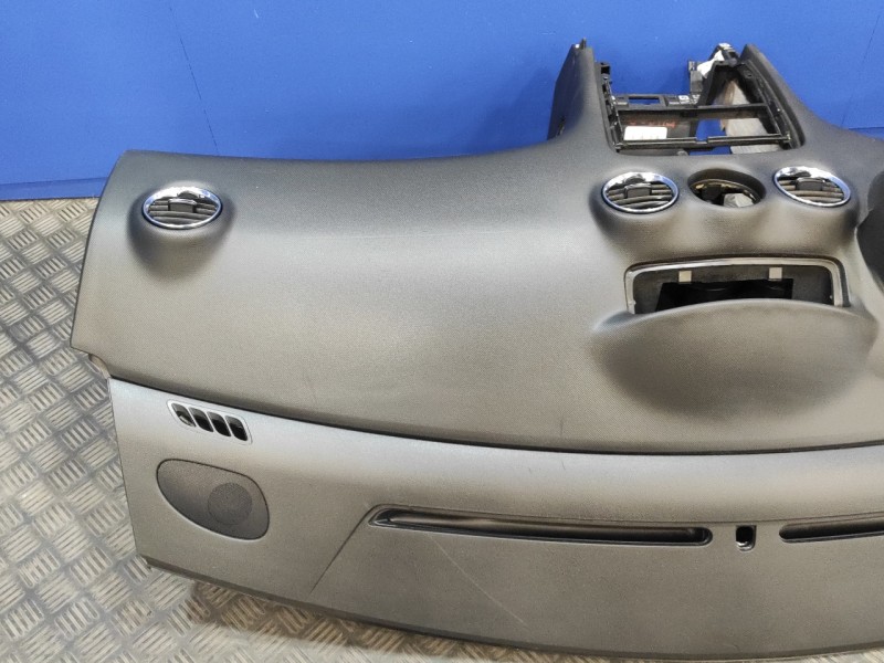 Recambio de salpicadero para peugeot 308 1.6 16v referencia OEM IAM   