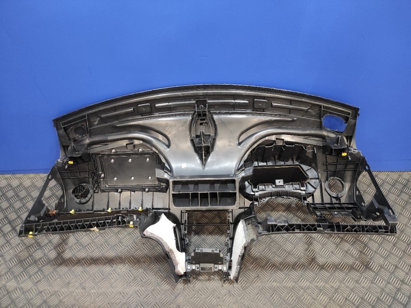 Recambio de salpicadero para peugeot 308 1.6 16v referencia OEM IAM   