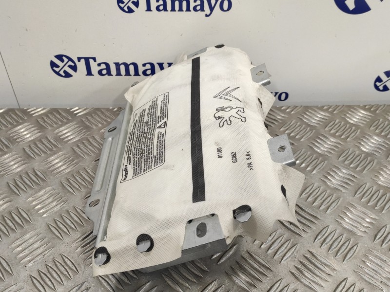 Recambio de airbag delantero derecho para peugeot 308 1.6 16v referencia OEM IAM 9681466680  