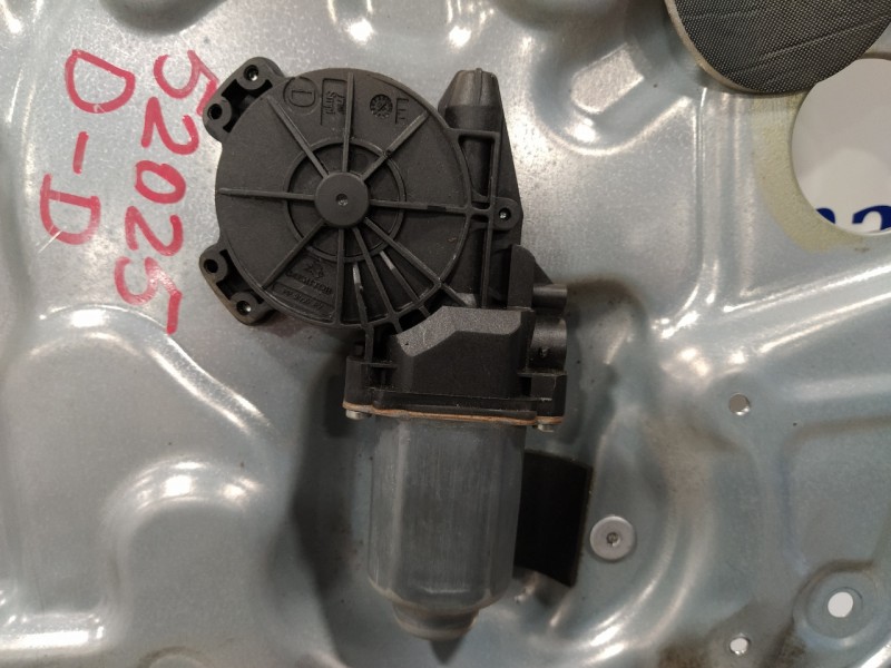 Recambio de elevalunas delantero derecho para nissan qashqai (j10) 1.5 turbodiesel cat referencia OEM IAM 80770JD00A  