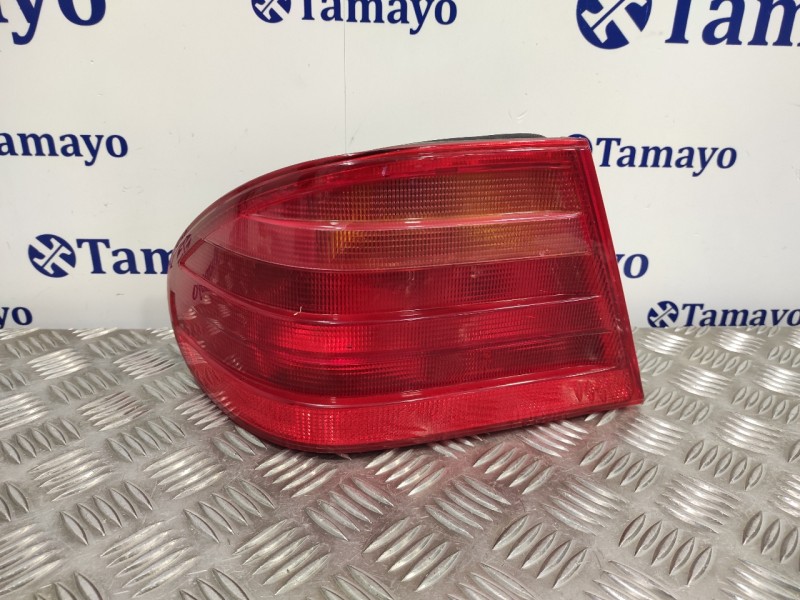Recambio de piloto trasero izquierdo para mercedes-benz clase e (w210) berlina 2.0 16v cat referencia OEM IAM   