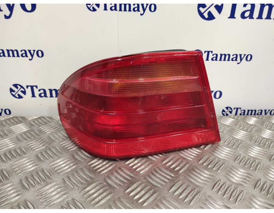 Recambio de piloto trasero izquierdo para mercedes-benz clase e (w210) berlina 2.0 16v cat referencia OEM IAM   