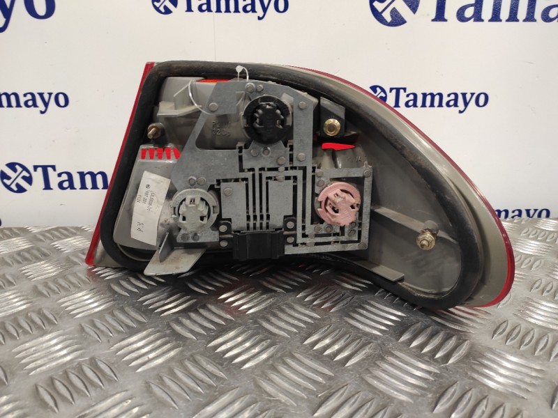 Recambio de piloto trasero izquierdo para mercedes-benz clase e (w210) berlina 2.0 16v cat referencia OEM IAM   