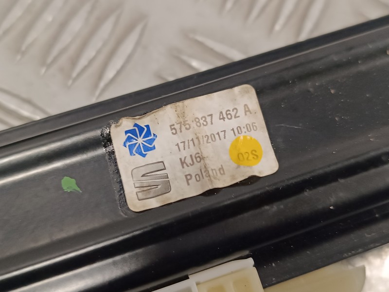 Recambio de elevalunas delantero derecho para seat ateca (kh7) 1.6 tdi referencia OEM IAM 5Q0959802B E850202100 0130822716