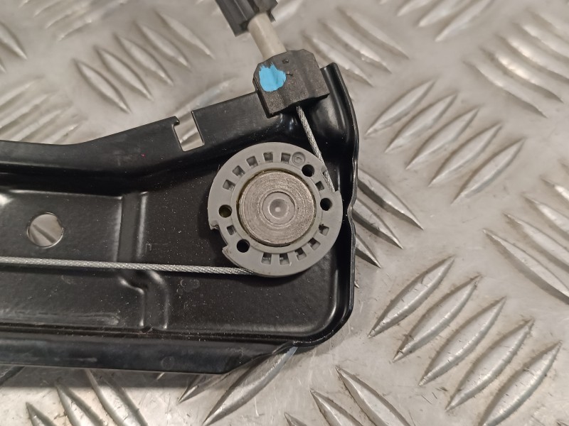 Recambio de elevalunas delantero derecho para seat ateca (kh7) 1.6 tdi referencia OEM IAM 5Q0959802B E850202100 0130822716