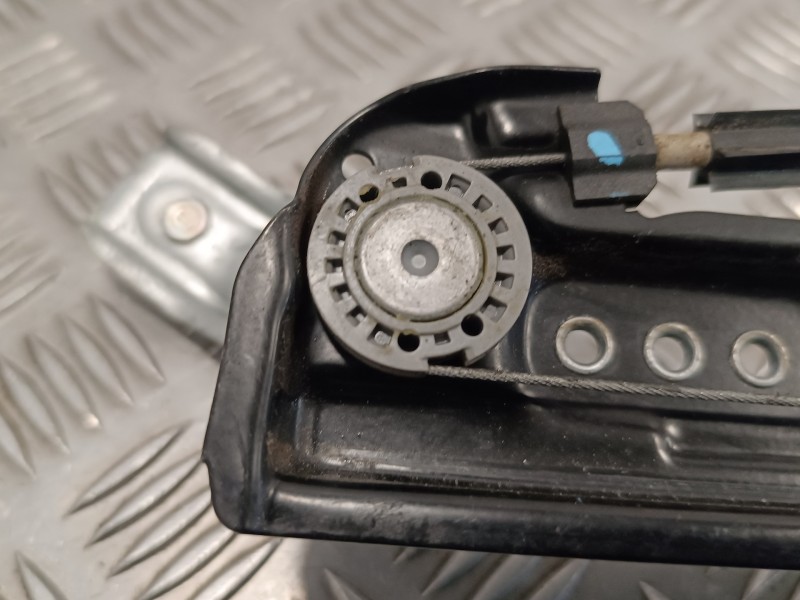 Recambio de elevalunas delantero derecho para seat ateca (kh7) 1.6 tdi referencia OEM IAM 5Q0959802B E850202100 0130822716