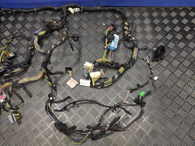 Recambio de cable para land rover discovery sport referencia OEM IAM 50IH14401ZD 321630089 BJ3211649AA