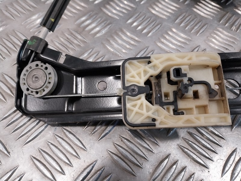 Recambio de elevalunas delantero izquierdo para seat ateca (kh7) 1.6 tdi referencia OEM IAM 5Q0959801B  