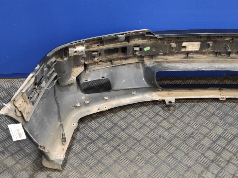 Recambio de paragolpes delantero para volvo v40 familiar 1.8 16v cat referencia OEM IAM   