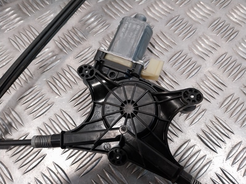 Recambio de elevalunas delantero izquierdo para seat ateca (kh7) 1.6 tdi referencia OEM IAM 5Q0959801B  