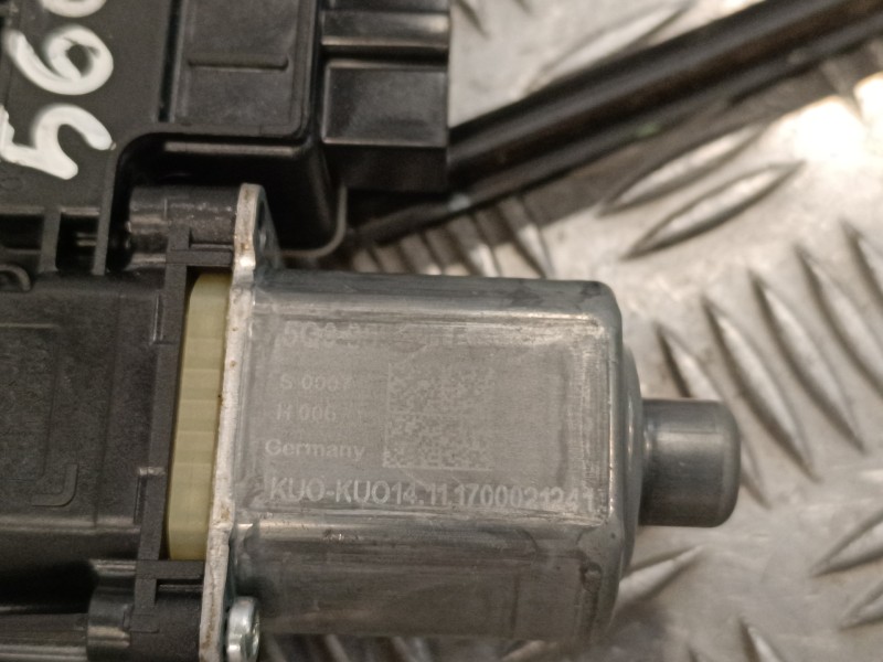 Recambio de elevalunas trasero izquierdo para seat ateca (kh7) 1.6 tdi referencia OEM IAM 5Q0959811E 575839461A 0130822725