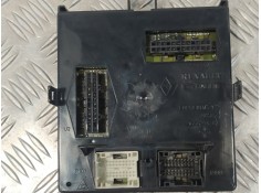 Recambio de caja reles / fusibles para renault laguna ii grandtour (kg0) 2.2 dci turbodiesel referencia OEM IAM 8200346815 82004 2