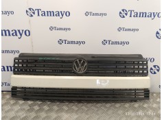 Recambio de rejilla delantera para volkswagen t4 bus (mod. 1991) caravelle referencia OEM IAM 701853653  