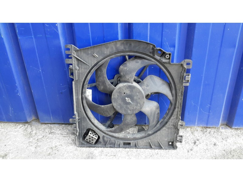Recambio de electroventilador para renault modus 1.4 16v referencia OEM IAM 1831442016E 8200135167 1831441000