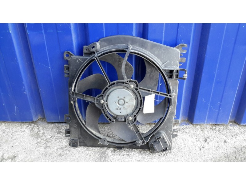 Recambio de electroventilador para renault modus 1.4 16v referencia OEM IAM 1831442016E 8200135167 1831441000