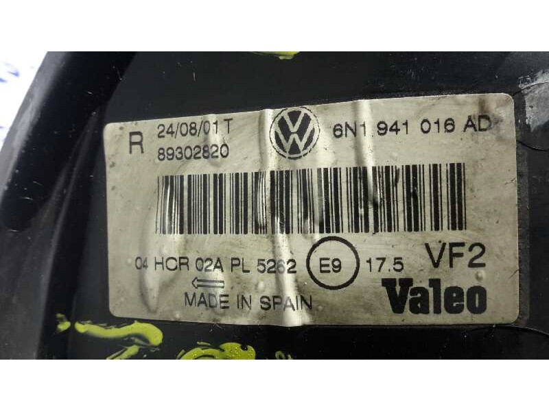 Recambio de faro derecho para volkswagen polo berlina (6n2) 1.4 16v referencia OEM IAM 6N1941016AD  