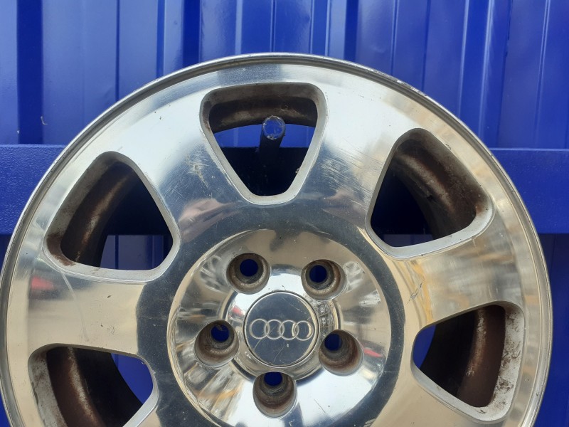 Recambio de llanta para audi a3 (8l) 1.6 referencia OEM IAM 8L0601025M  