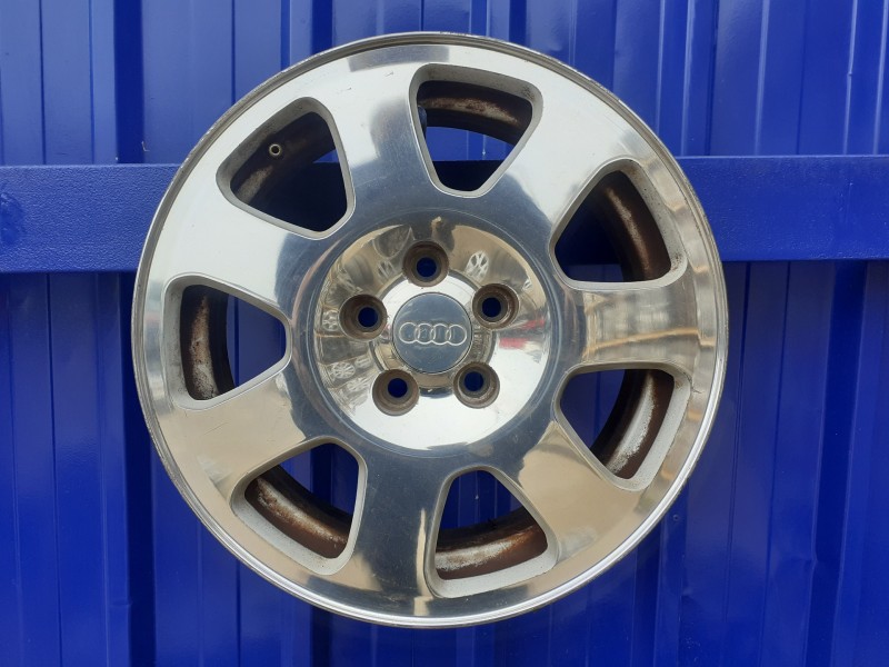 Recambio de llanta para audi a3 (8l) 1.6 referencia OEM IAM 8L0601025M  