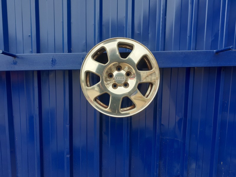 Recambio de llanta para audi a3 (8l) 1.6 referencia OEM IAM 8L0601025M  