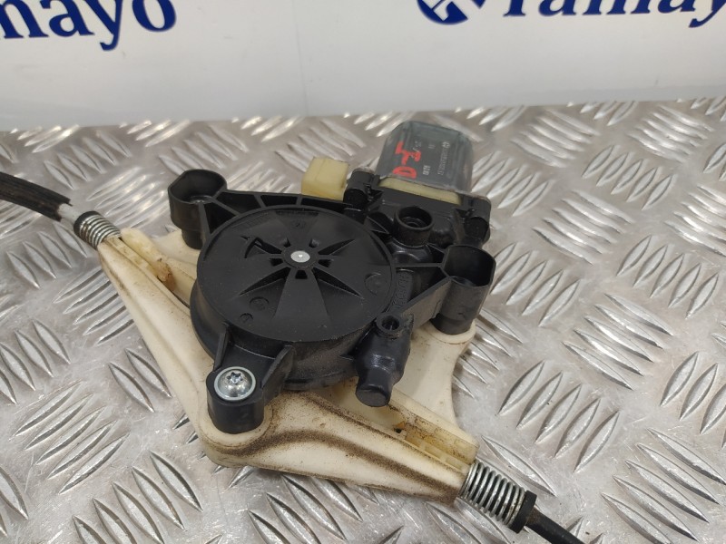 Recambio de elevalunas delantero izquierdo para seat leon sc (5f5) 2.0 tdi referencia OEM IAM 0130822717 5Q0959801B S850202099