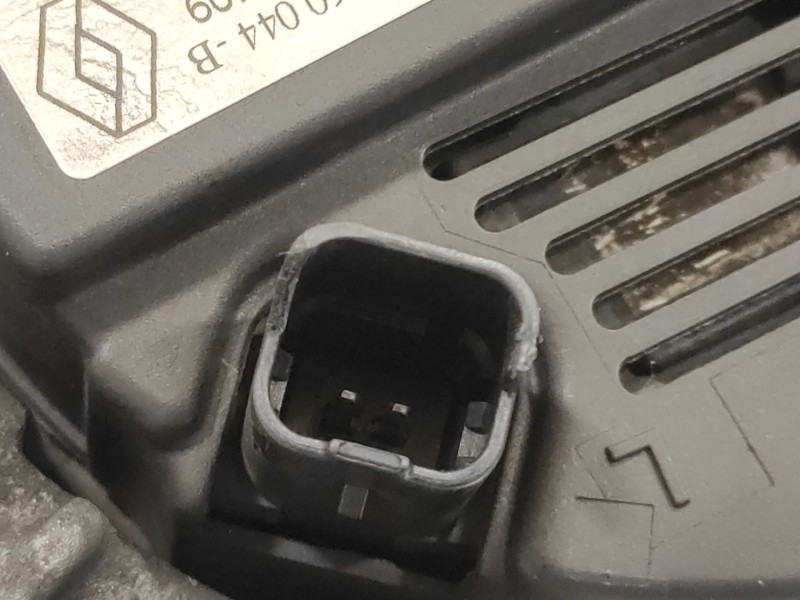 Recambio de alternador para dacia sandero 1.2 16v cat referencia OEM IAM 8200660044B  2543553C