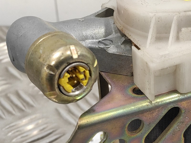 Recambio de cinturon seguridad delantero derecho para toyota rav 4 (a2) referencia OEM IAM G087901  G087917