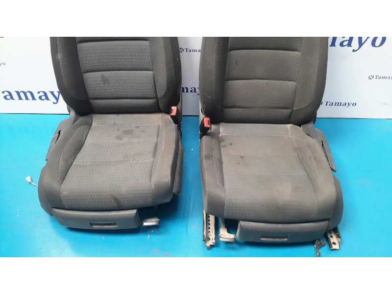 Recambio de juego asientos completo para volkswagen touran (1t1) 1.9 tdi referencia OEM IAM   