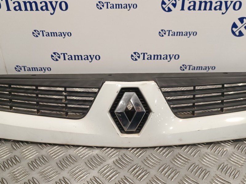 Recambio de rejilla delantera para renault kangoo (f/kc0) 1.6 16v referencia OEM IAM 8200150629  8200070031