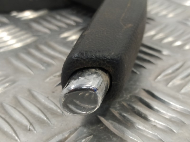 Recambio de palanca freno de mano para ssangyong tivoli premium 4x2 referencia OEM IAM   