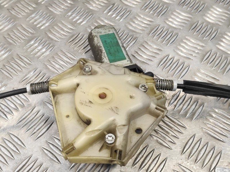 Recambio de elevalunas delantero derecho para volvo v40 familiar 1.8 16v cat referencia OEM IAM 113136101  MMR511133