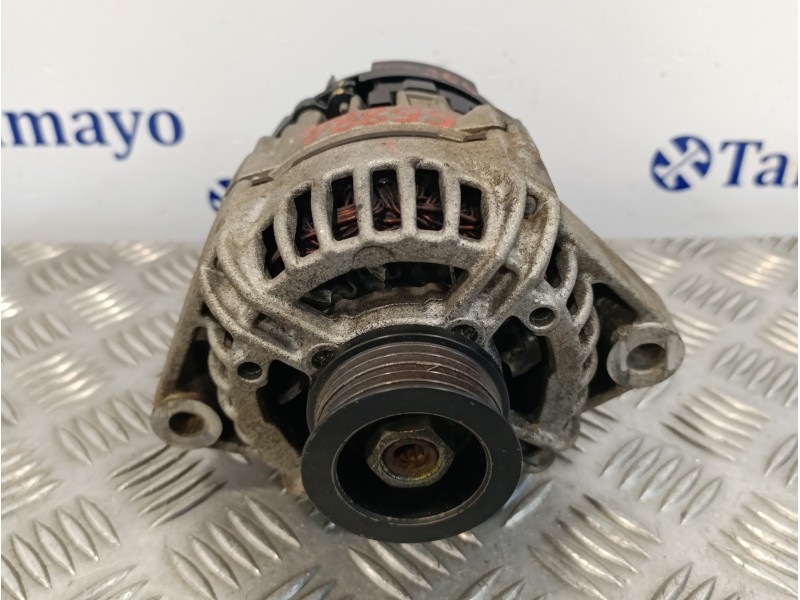 Recambio de alternador para smart fortwo coupe 0.8 cdi referencia OEM IAM 0124225058  