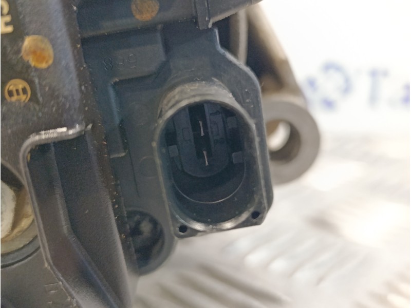 Recambio de alternador para smart fortwo coupe 0.8 cdi referencia OEM IAM 0124225058  