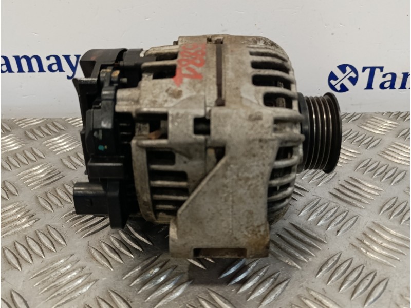 Recambio de alternador para smart fortwo coupe 0.8 cdi referencia OEM IAM 0124225058  